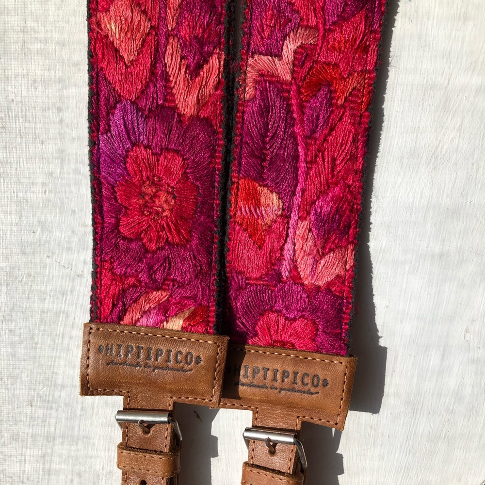 HIPTIPICO backpack straps